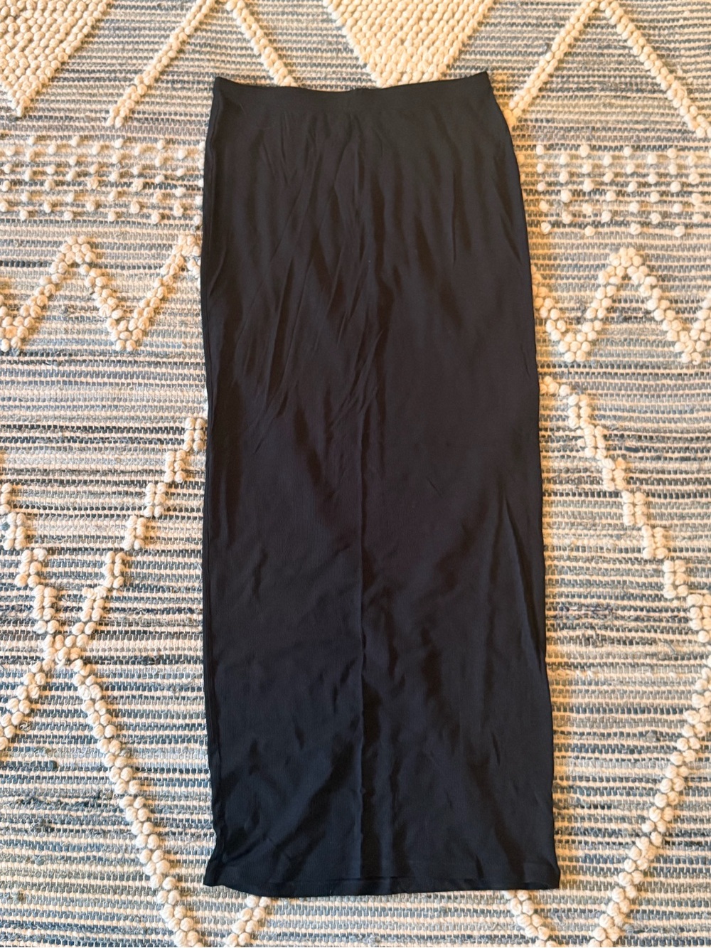 SKIMS Classic Black Maxi Skirt - Women's Simple Pencil Style